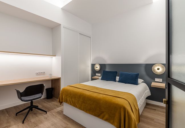 Alquiler por habitaciones en Madrid - Queens Olavide II