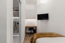 Alquiler por habitaciones en Madrid - Queens Olavide V