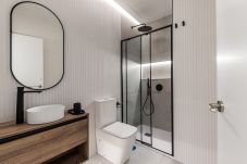 Alquiler por habitaciones en Madrid - Queens Olavide VII