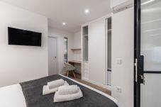 Alquiler por habitaciones en Madrid - Queen's Plaza España III