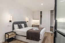 Alquiler por habitaciones en Madrid - Queen's Plaza España IV