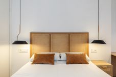 Alquiler por habitaciones en Madrid - Queen's Bernabeu II