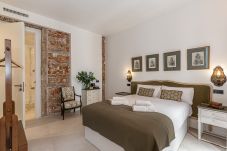 Alquiler por habitaciones en Madrid - Queen's House Chueca III