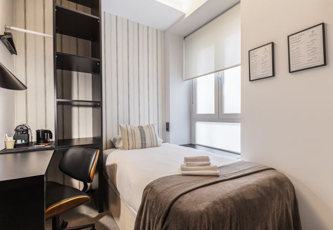 Alquiler por habitaciones en Madrid - Queen's Chamberí III