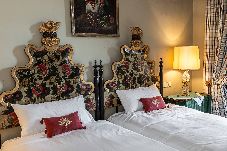 Villa in Toledo - Queens Toledo III