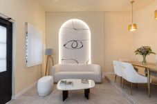 Apartment in Madrid - Queen's Chamberí I