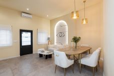 Apartment in Madrid - Queen's Chamberí I