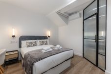Rent by room in Madrid - Queen's Plaza España V