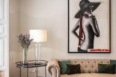 Apartment in Madrid - Queen's Plaza Mayor II