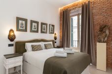 Rent by room in Madrid - Queen's House Chueca III