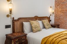 Rent by room in Madrid - Queen's House Chueca IV