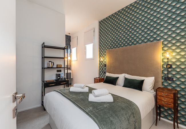 Rent by room in Madrid - Queen's House Chueca VI