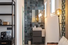 Rent by room in Madrid - Queen's House Chueca VI