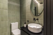 Rent by room in Madrid - Queen's Chamberí IV