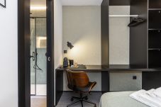 Rent by room in Madrid - Queen's Chamberí VI