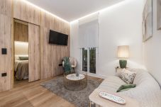 Apartment in Madrid - Queen's Retiro IV